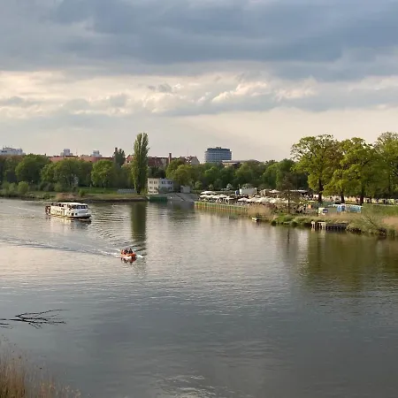 Na Grobli, Przy Kladce Zwierzynieckiej * Wrocław