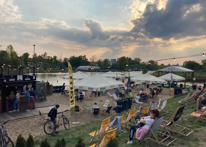 Na Grobli, Przy Kladce Zwierzynieckiej Lejlighed Wrocław